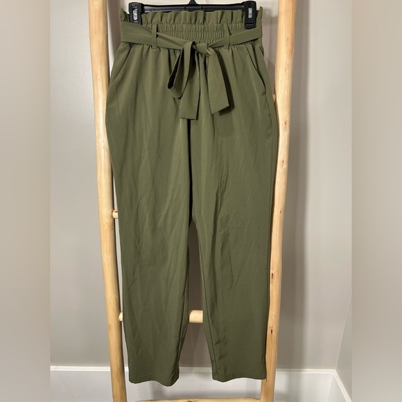 ✨Atica Medium Paperbag Waist Knot Front Pants Olive Green Women's Pants - Picture 2 of 12
